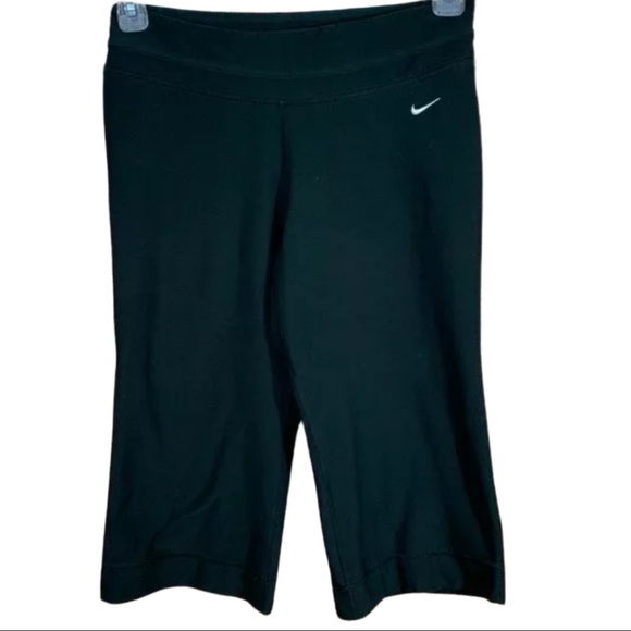 Nike Pants - Nike Dri Fit Capri Work Out Pants Size M